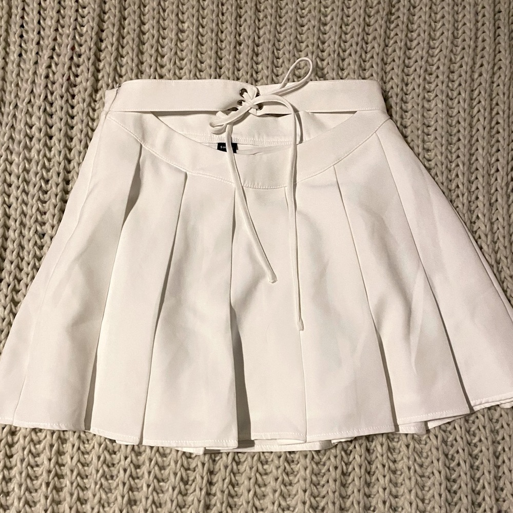 SHIEN White Mini Pleaded Skirt size SMALL